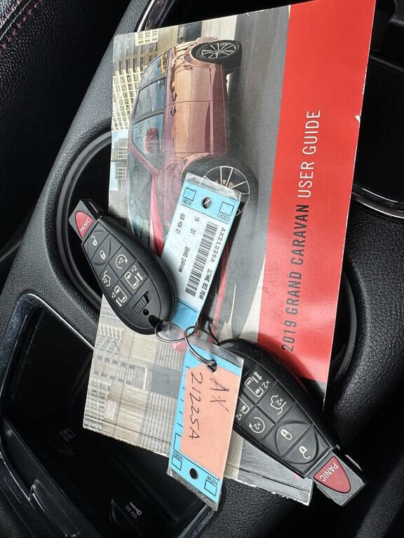 Used 2019 Dodge Grand Caravan GT image 31