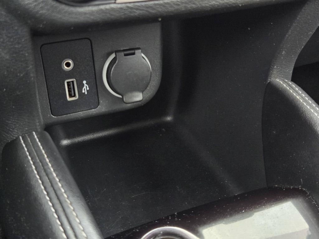 Used 2019 Nissan Kicks S FWD image 22