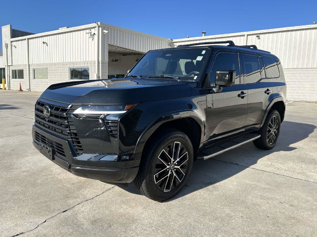 Used 2024 Lexus GX 550 w/ Accessory Package (2T) AWD/4WD image 7