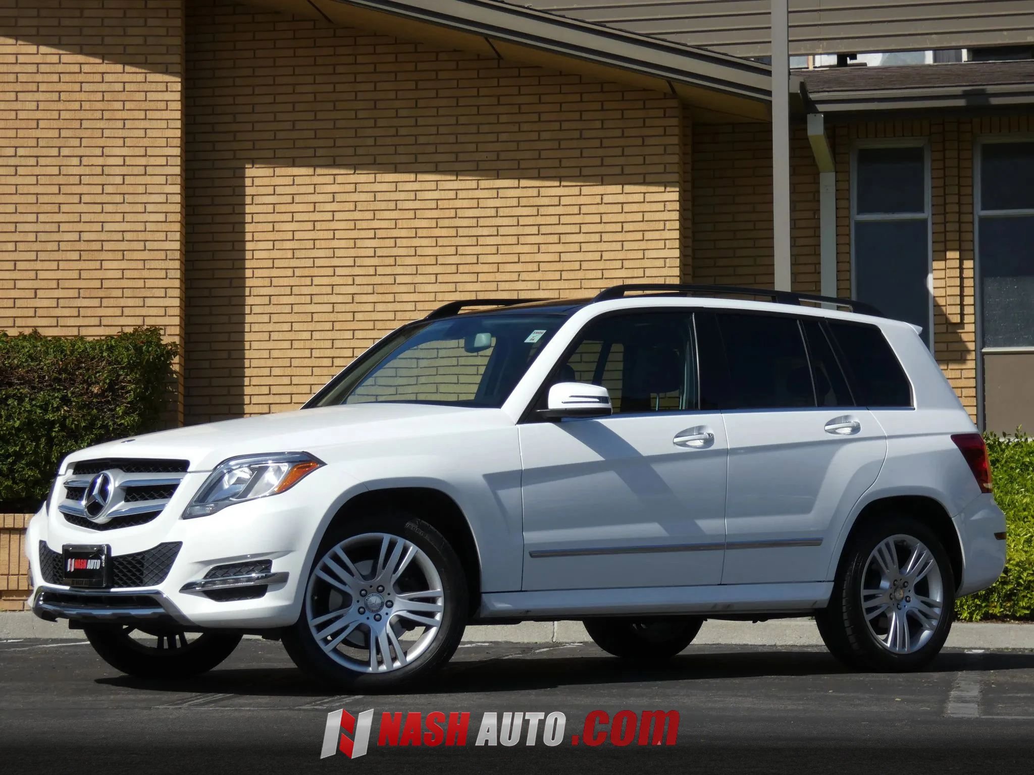 Used 2015 Mercedes-Benz GLK 350 2WD image 4