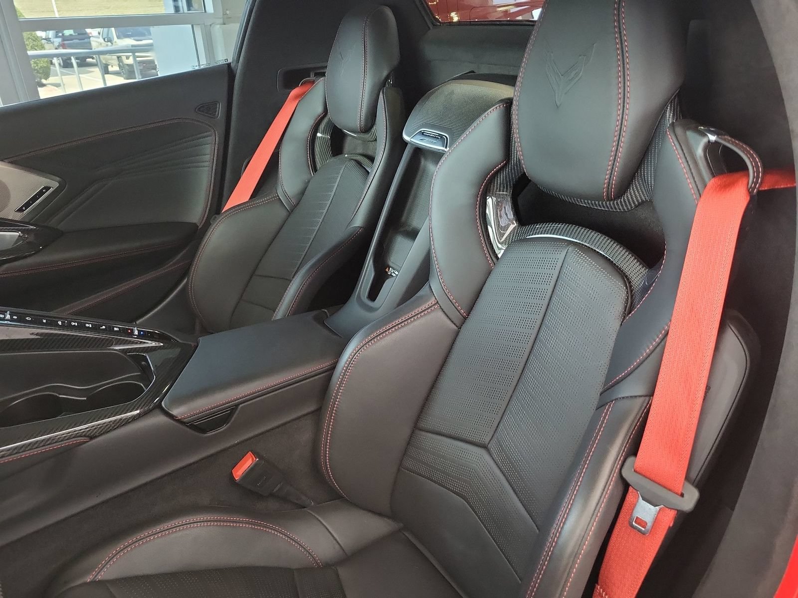 Used 2024 Chevrolet Corvette Z06 RWD image 24