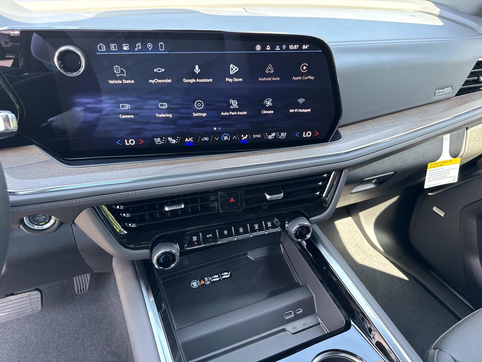 New 2026 Chevrolet Suburban High Country AWD/4WD image 24