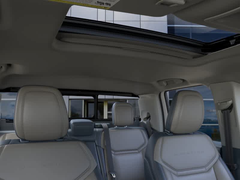 New 2026 Ford Maverick Lariat AWD/4WD image 12