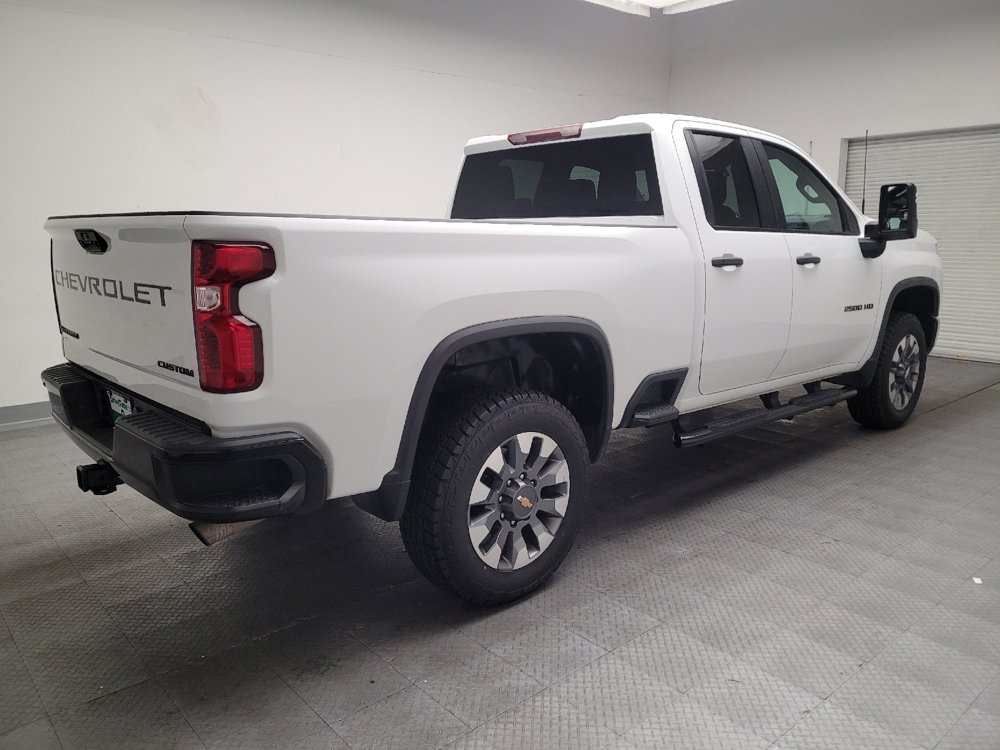 Used 2022 Chevrolet Silverado 2500 Custom w/ Custom Value Package RWD image 10