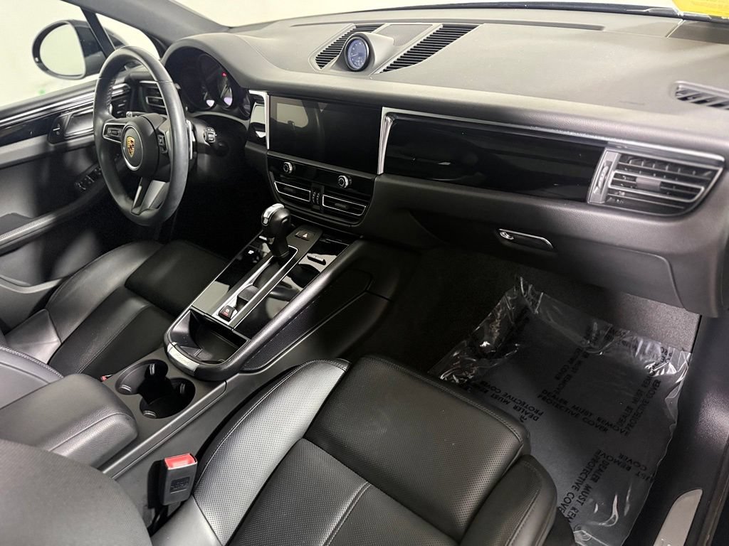 Used 2023 Porsche Macan S AWD/4WD image 27