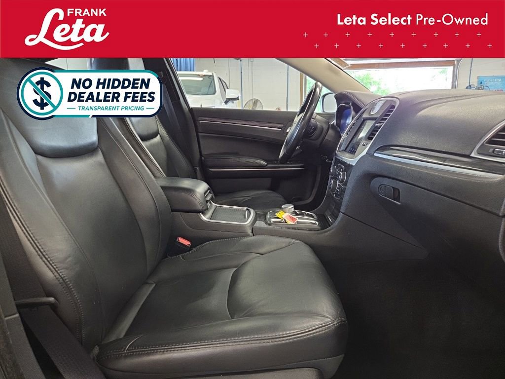 Used 2019 Chrysler 300 Touring w/ Quick Order Package 2EF RWD image 19