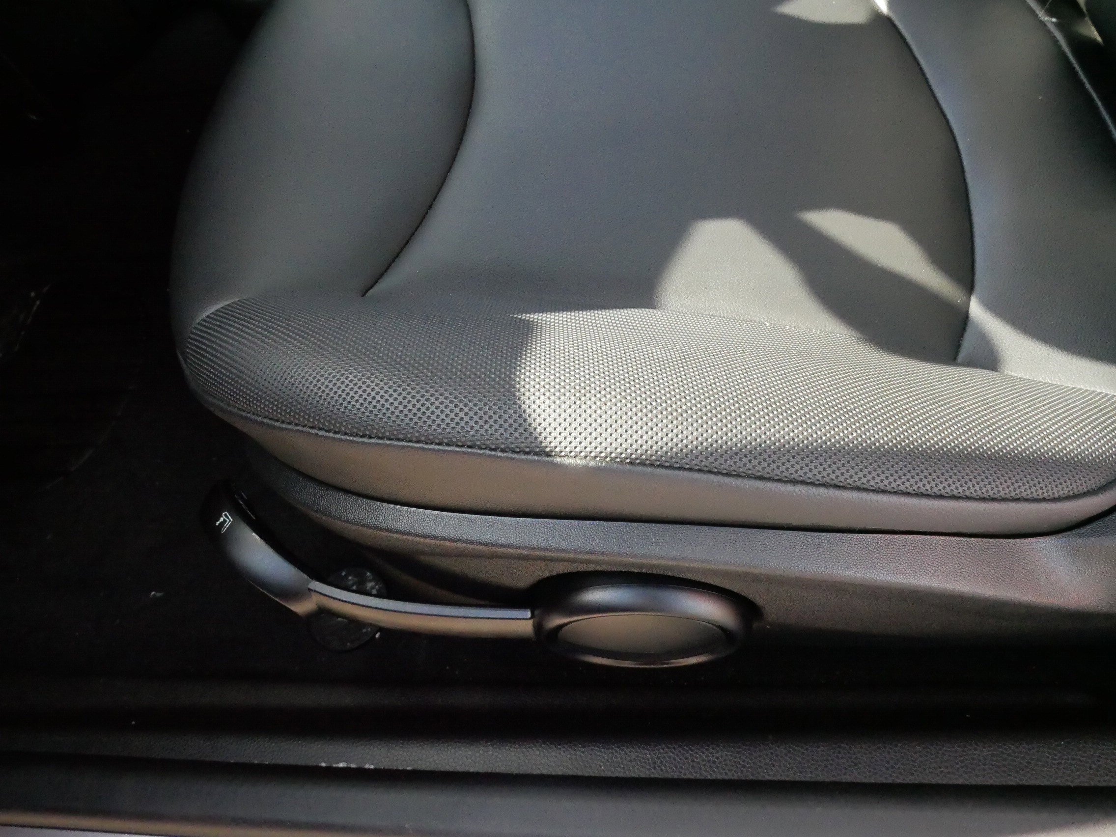 Used 2011 MINI Cooper Hardtop FWD image 20