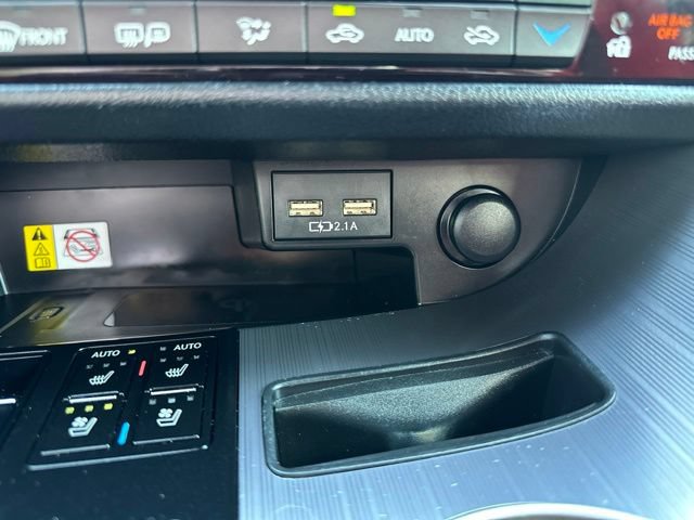 Used 2022 Lexus RX 350 F Sport w/ Accessory Package AWD/4WD image 19