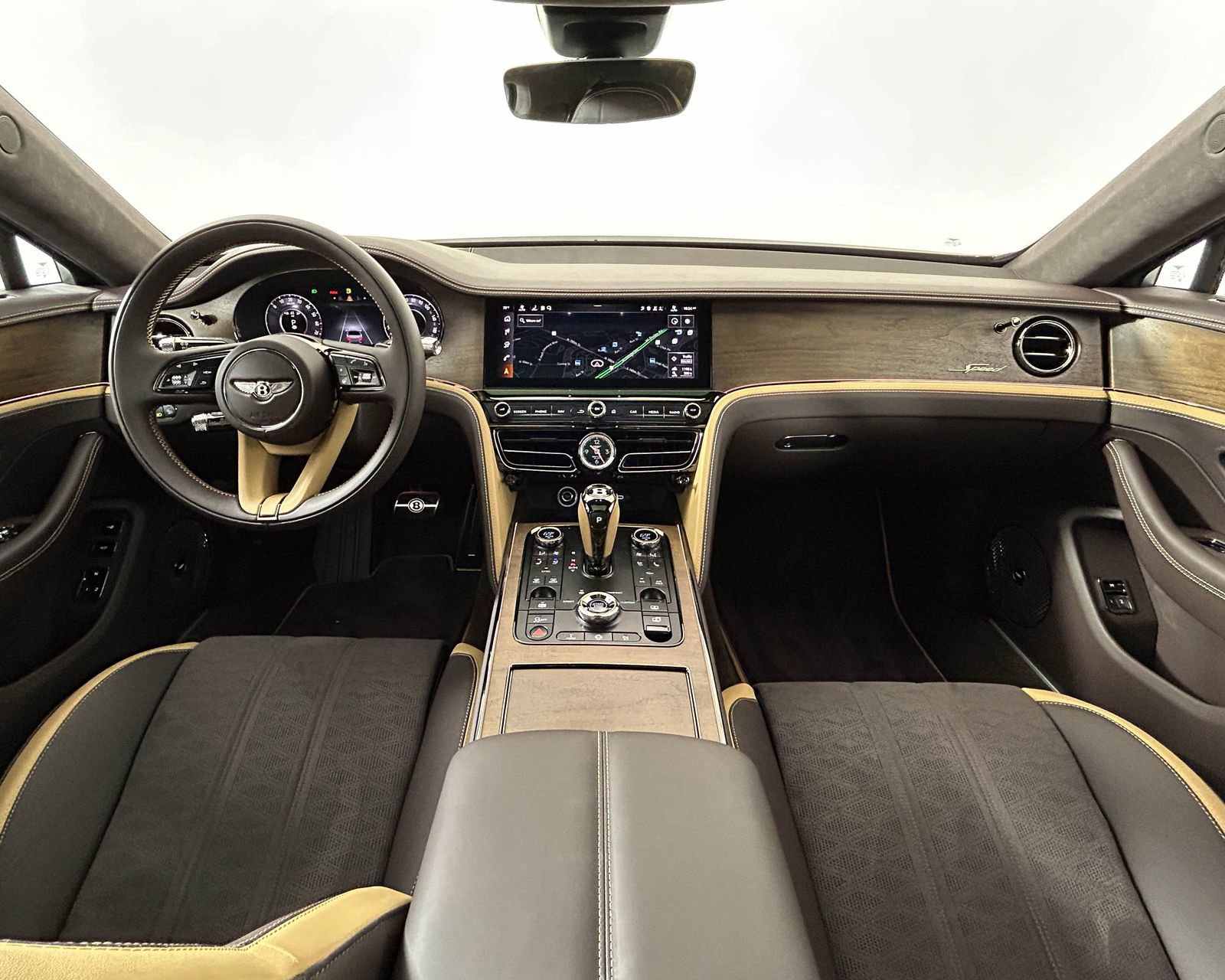 New 2026 Bentley Flying Spur Plug-In Hybrid image 4