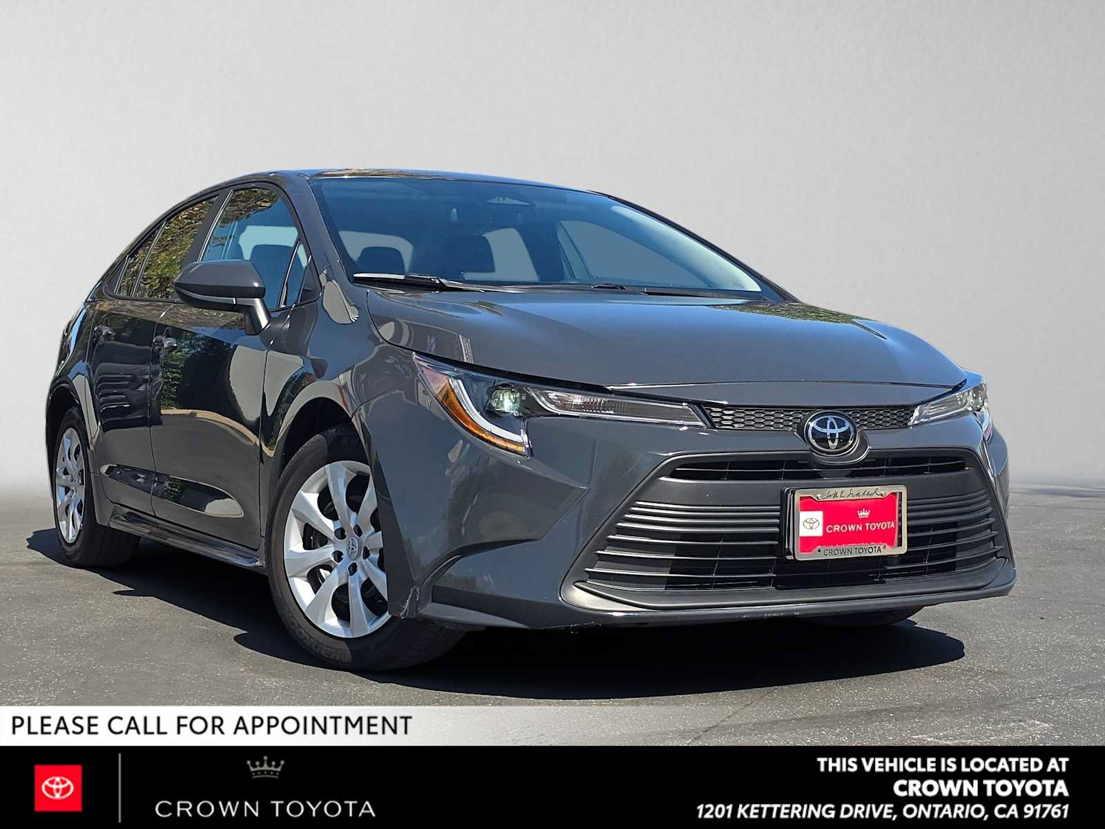 Certified 2025 Toyota Corolla LE FWD image 1