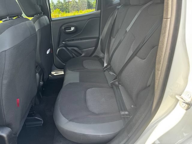 Certified 2023 Jeep Renegade Trailhawk AWD/4WD image 19