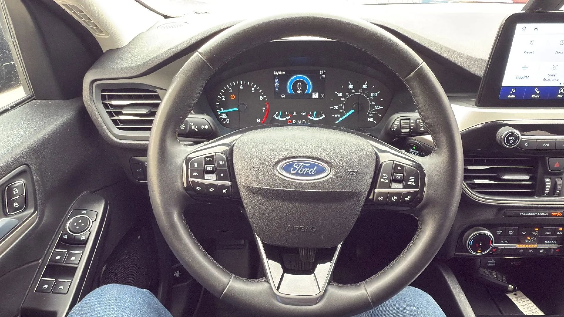 Used 2022 Ford Escape SEL image 10