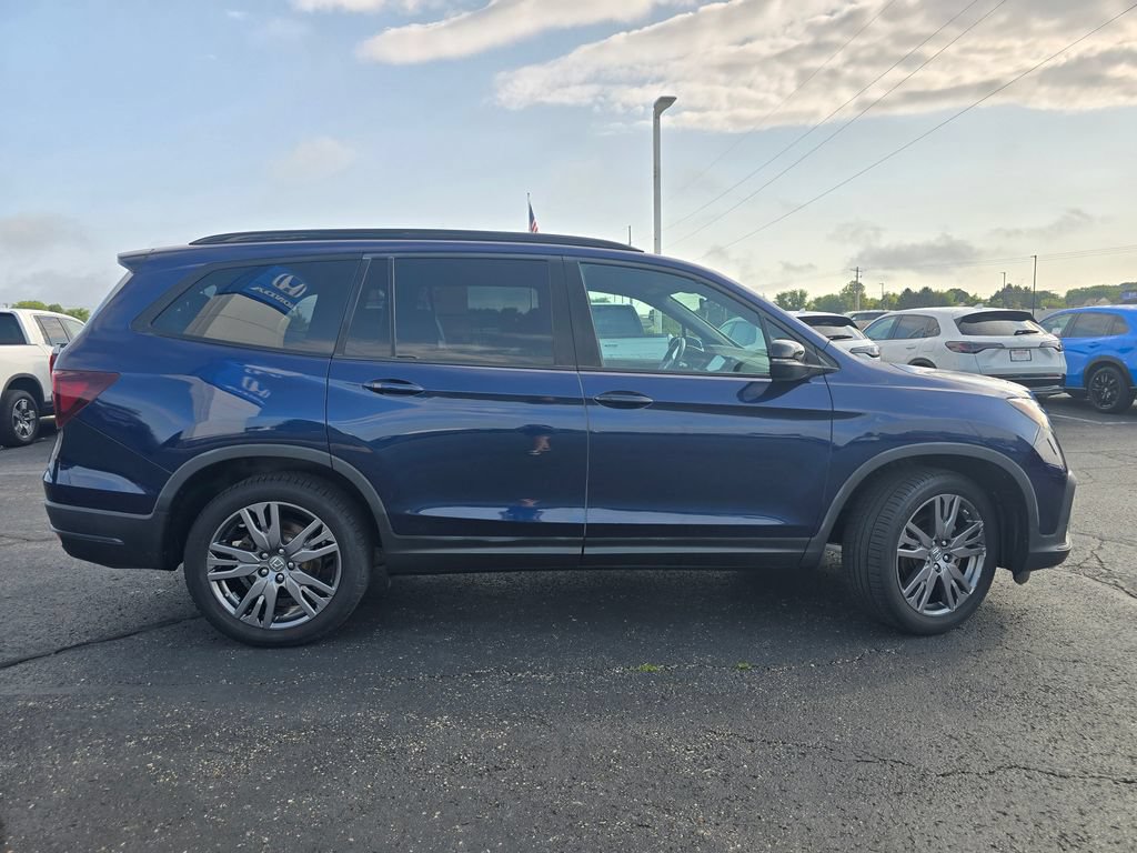 Used 2022 Honda Pilot Sport image 11