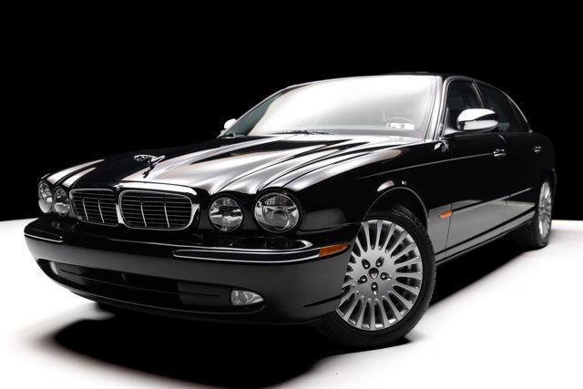 Used 2005 Jaguar XJ8 RWD image 1