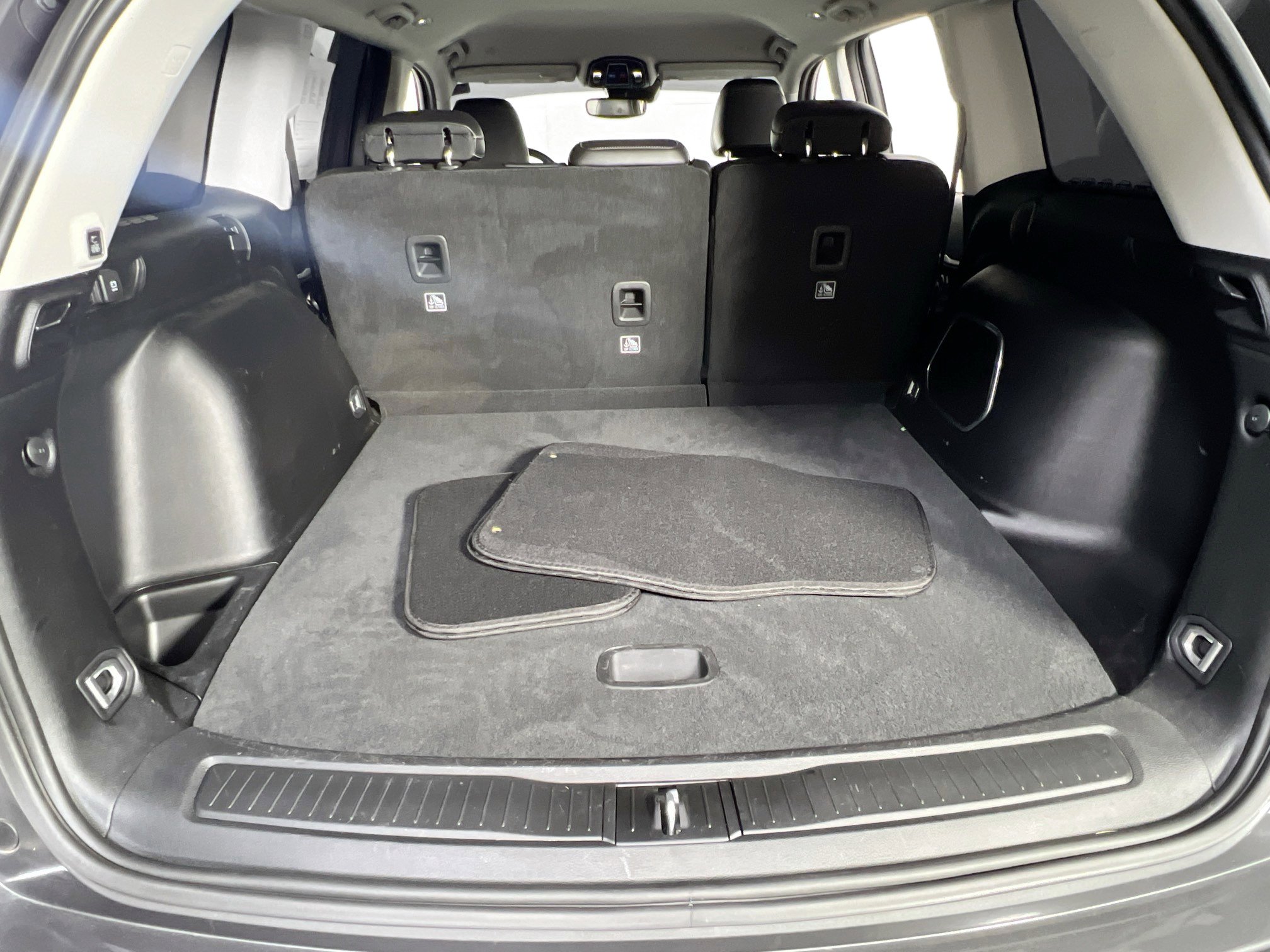 Used 2022 Jeep Grand Cherokee Limited image 25