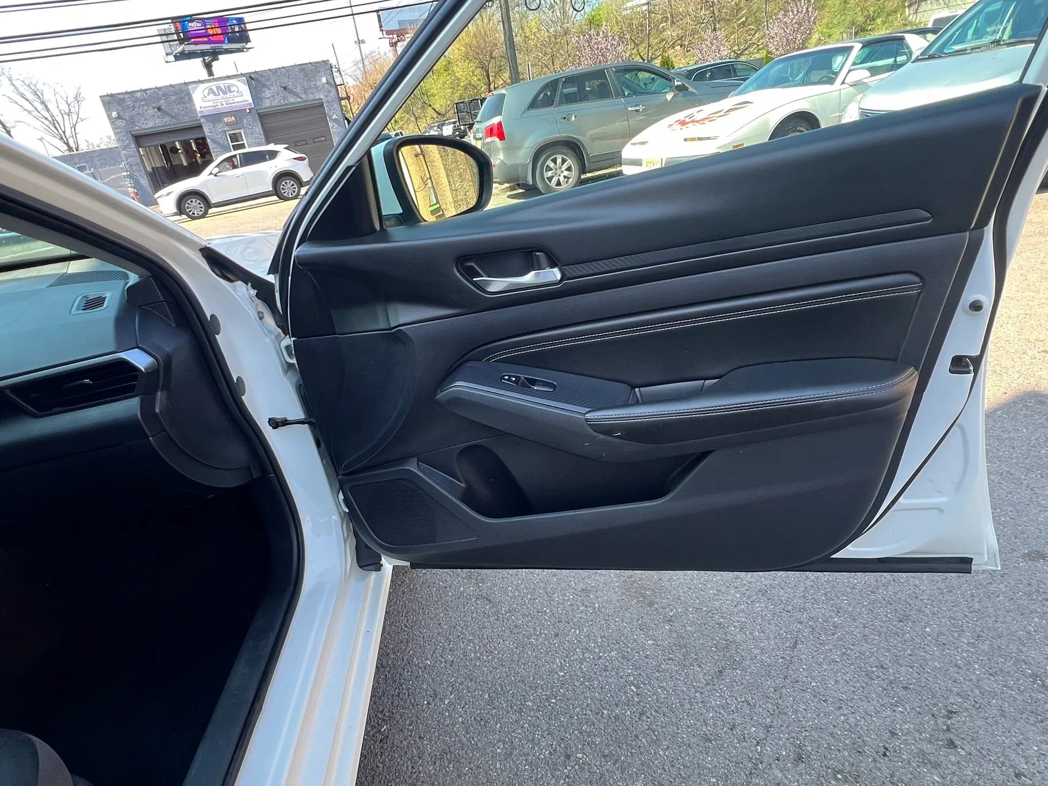 Used 2019 Nissan Altima 2.5 S FWD image 29
