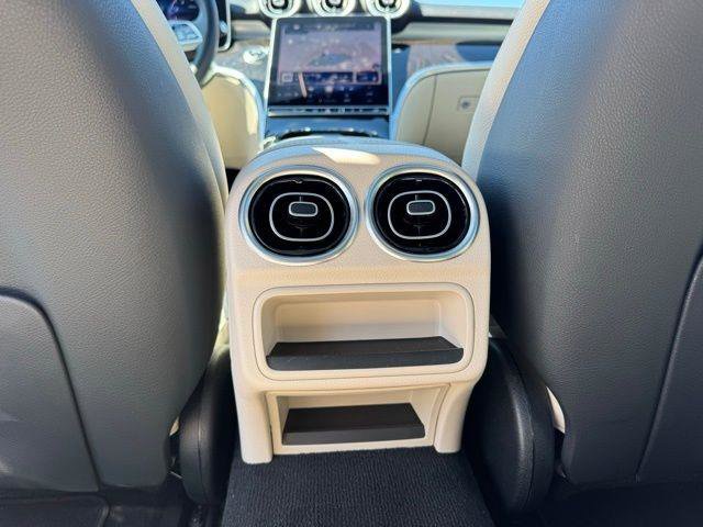 Certified 2025 Mercedes-Benz C 300 Sedan image 17