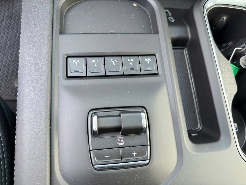 New 2026 GMC Sierra 2500 Denali w/ Technology Package AWD/4WD image 33