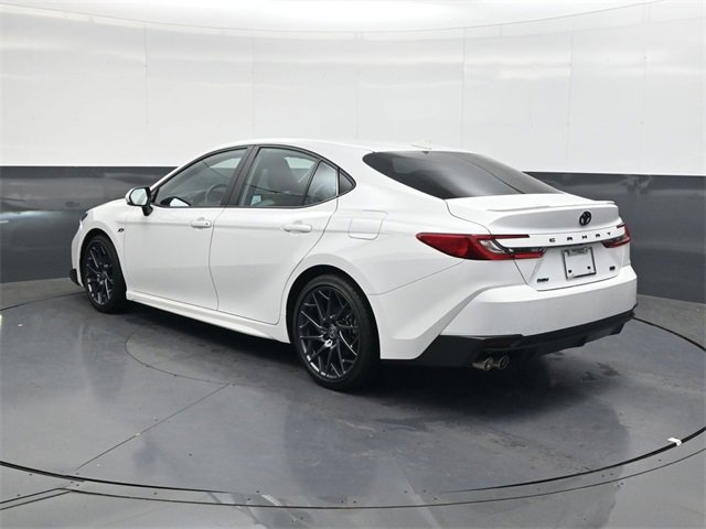 Used 2025 Toyota Camry SE w/ Convenience Package image 6