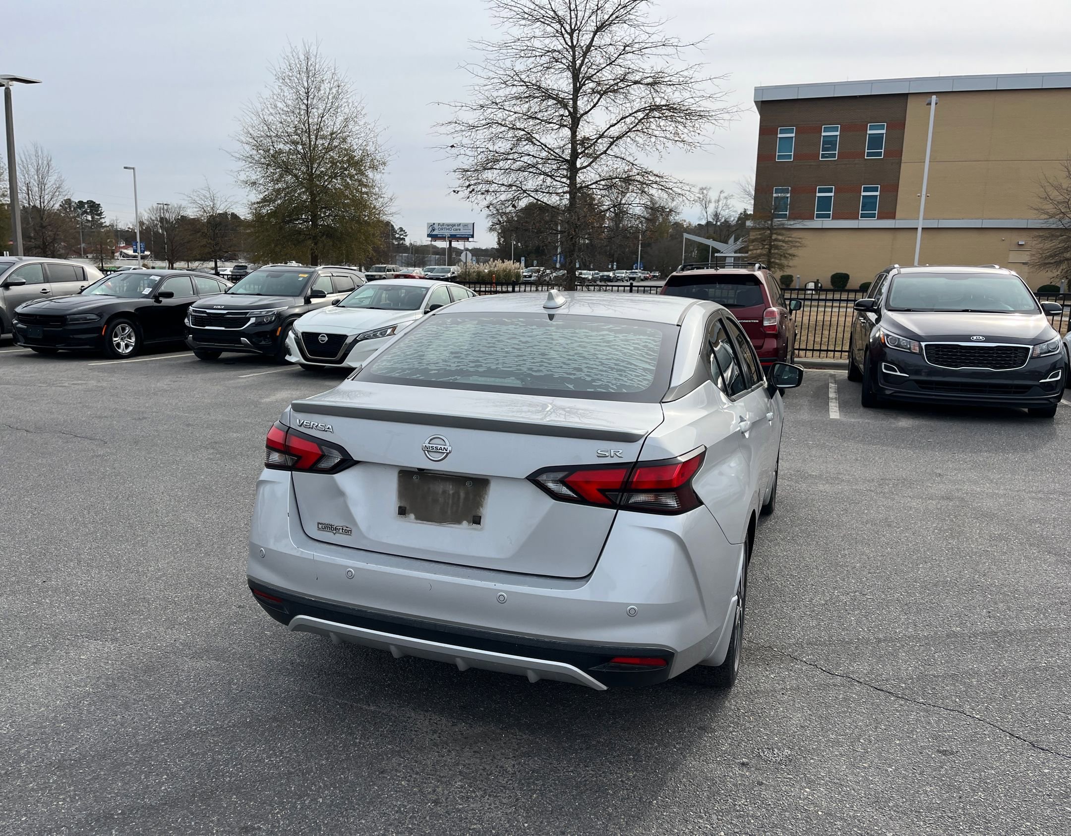Used 2020 Nissan Versa SR image 8