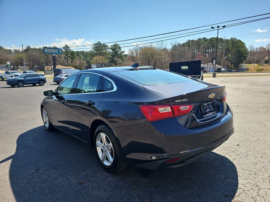 Used 2022 Chevrolet Malibu LS image 5