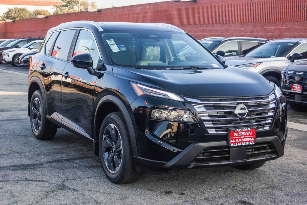 New 2025 Nissan Rogue SV w/ SV Premium Package image 4