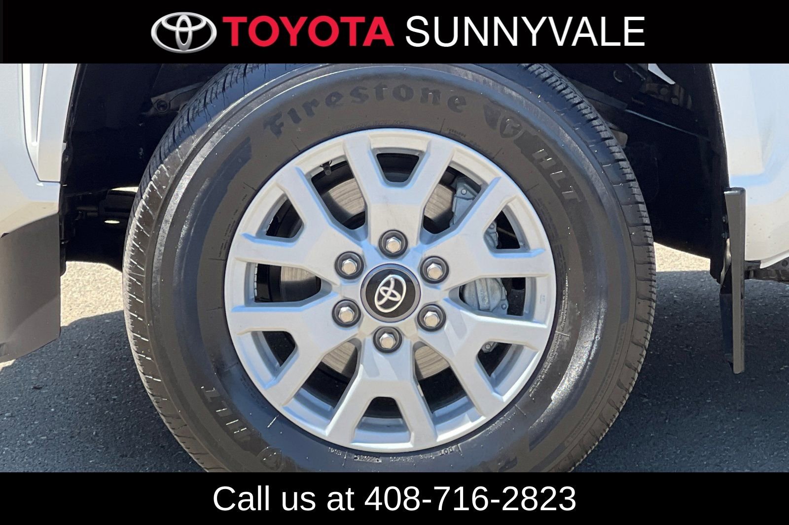 Used 2024 Toyota Tacoma SR5 AWD/4WD image 13