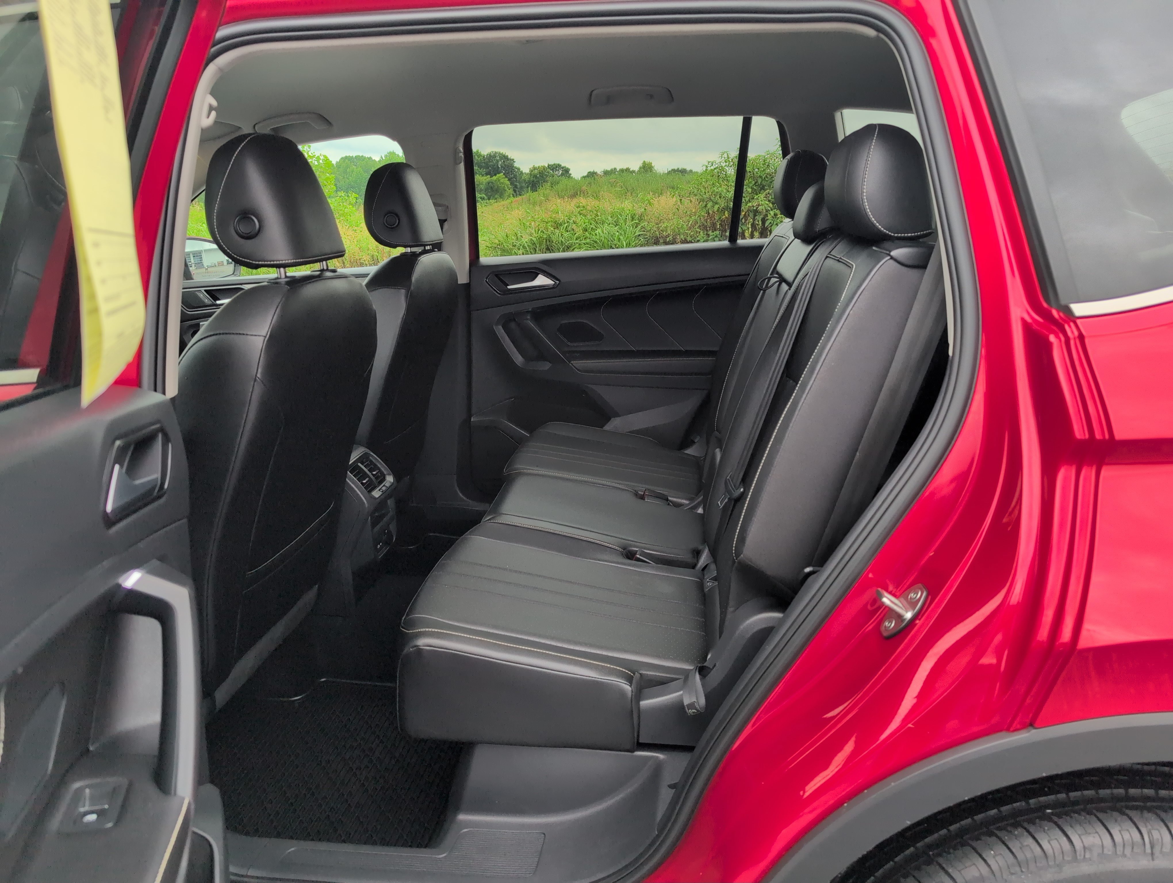Used 2023 Volkswagen Tiguan SE FWD image 27