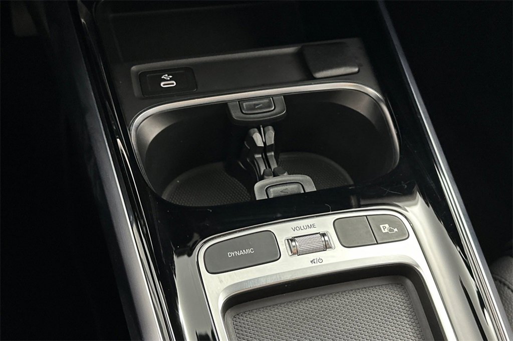 Certified 2026 Mercedes-Benz GLB 250 image 34