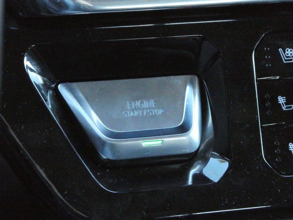 Used 2024 GMC Sierra 1500 Denali w/ Denali Reserve Package image 10