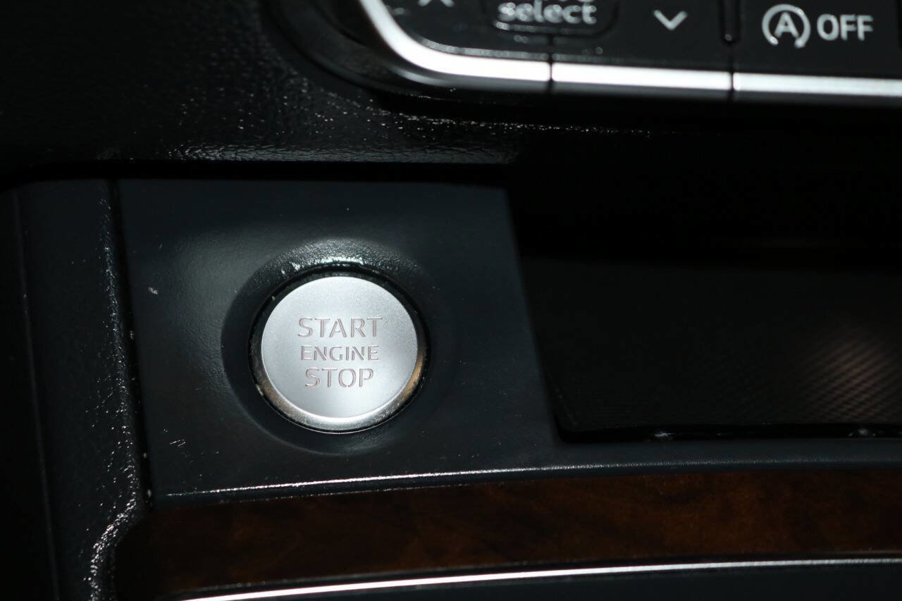 Used 2018 Audi Q5 2.0T Premium image 58