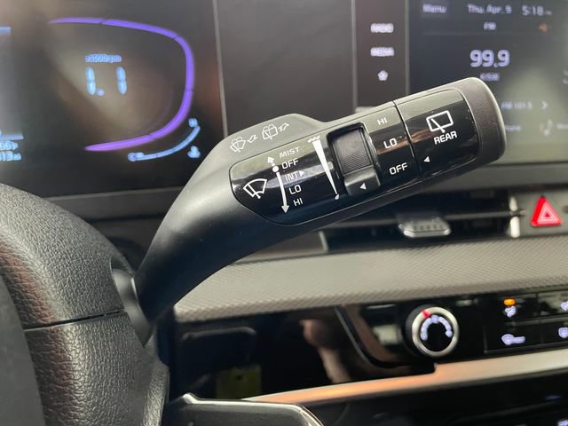 Certified 2025 Kia Sportage LX image 15