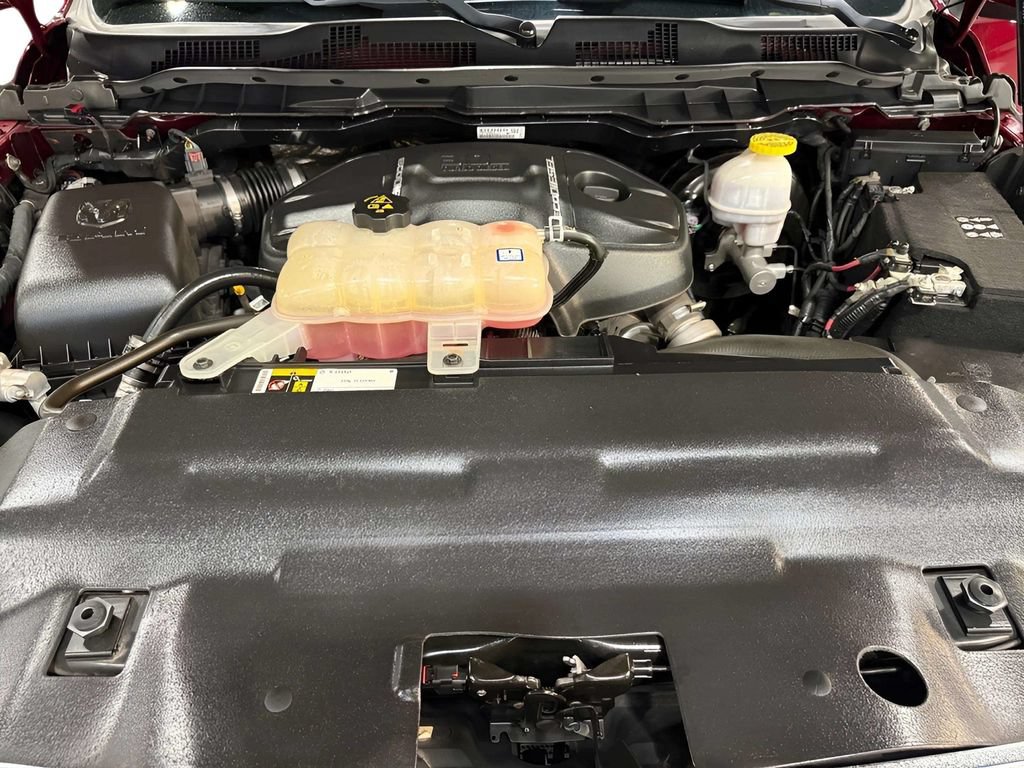 Used 2017 RAM 1500 Laramie AWD/4WD image 39