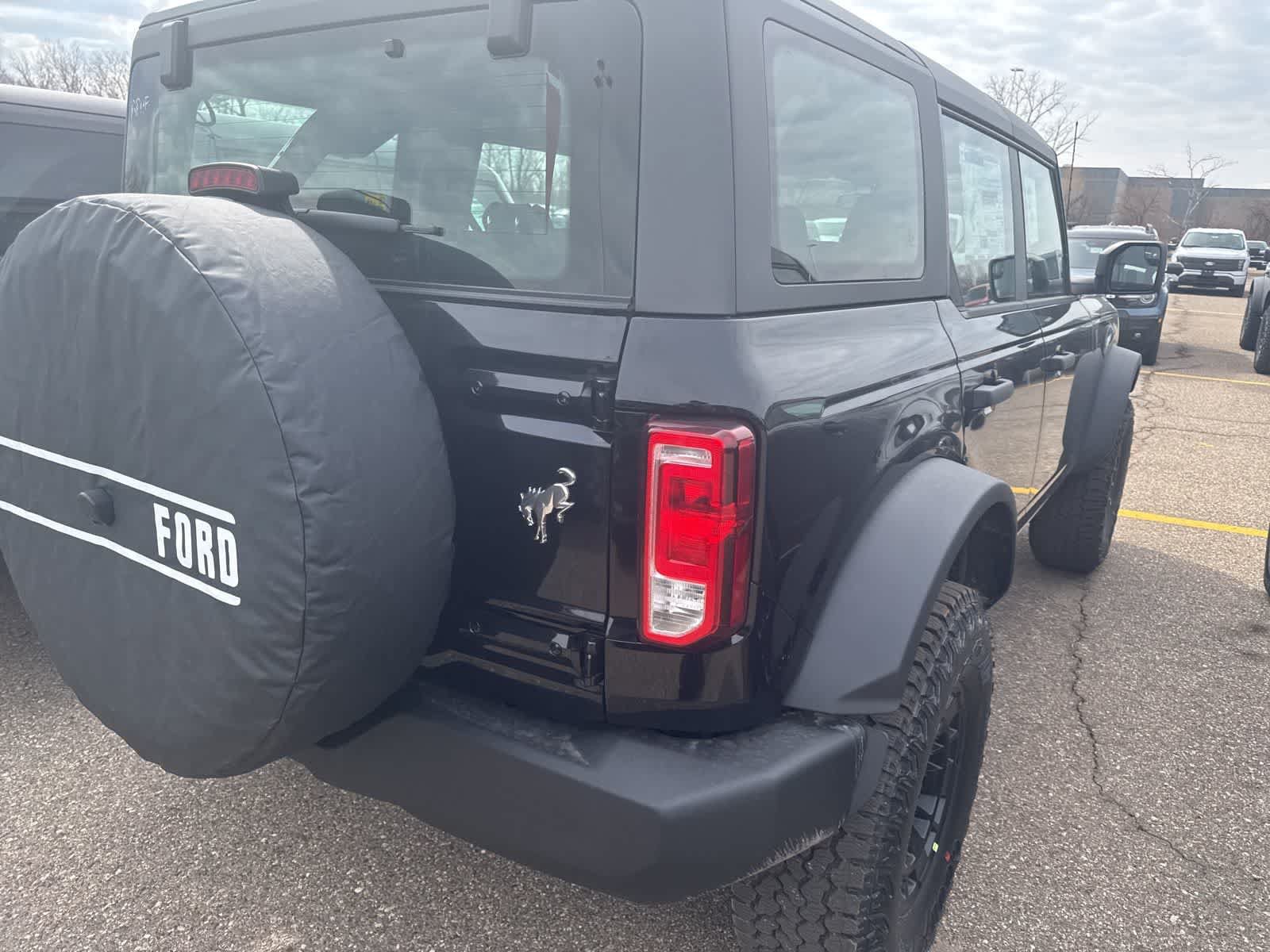 New 2026 Ford Bronco 4-Door w/ Sasquatch Package AWD/4WD image 24