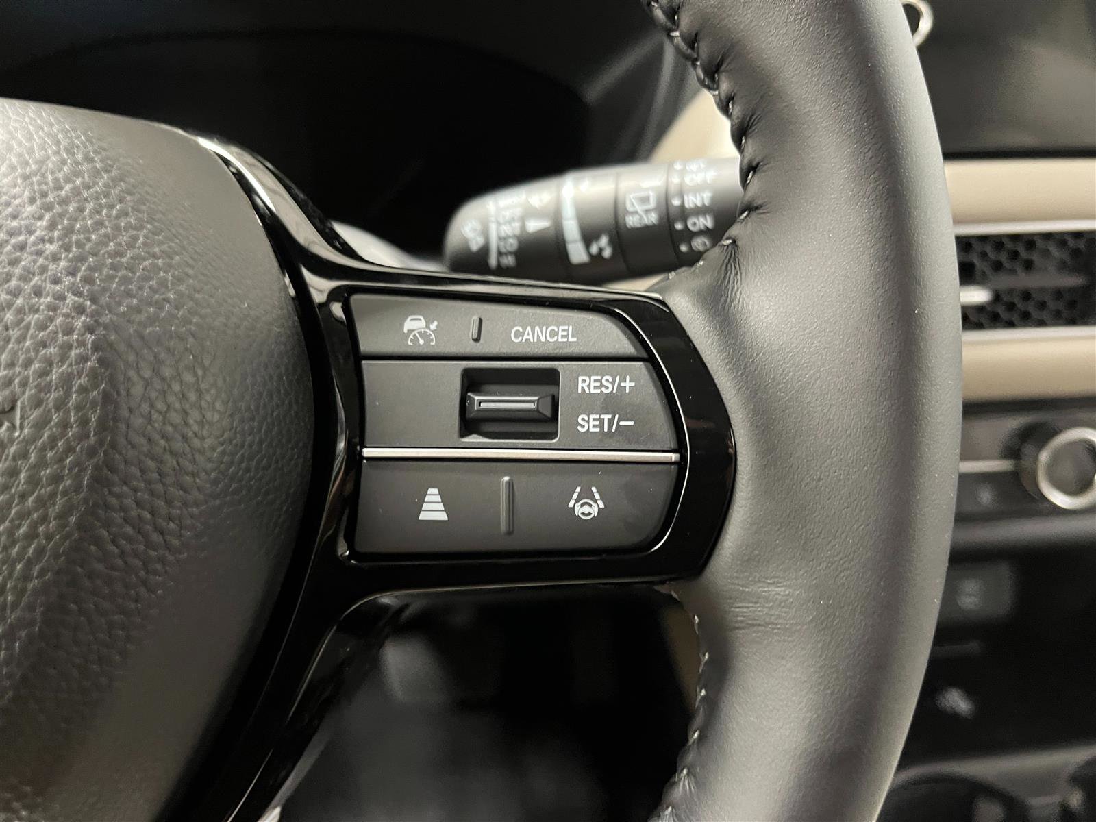 New 2027 Honda HR-V EX-L image 17