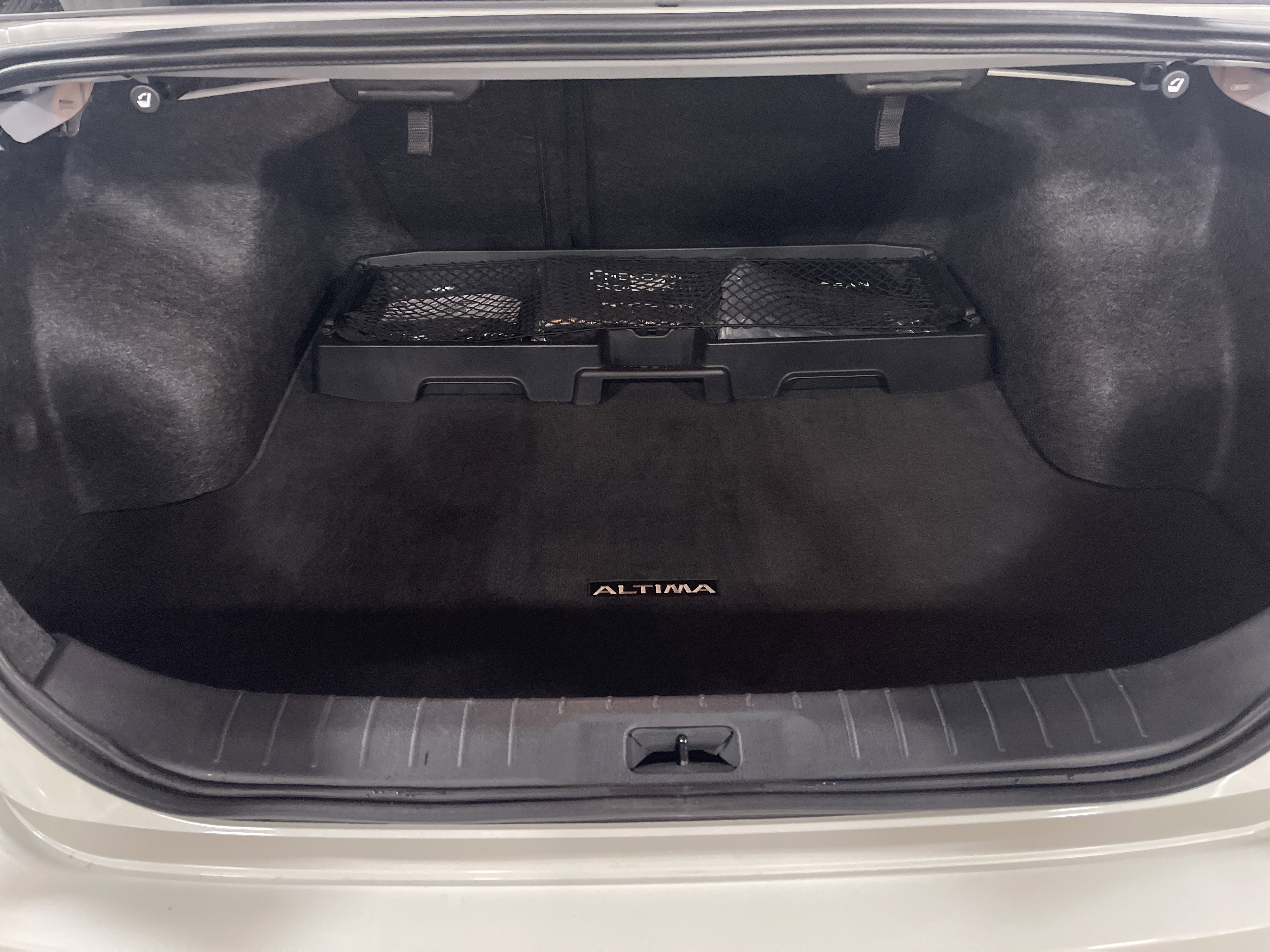 Used 2025 Nissan Altima 2.5 SR image 12