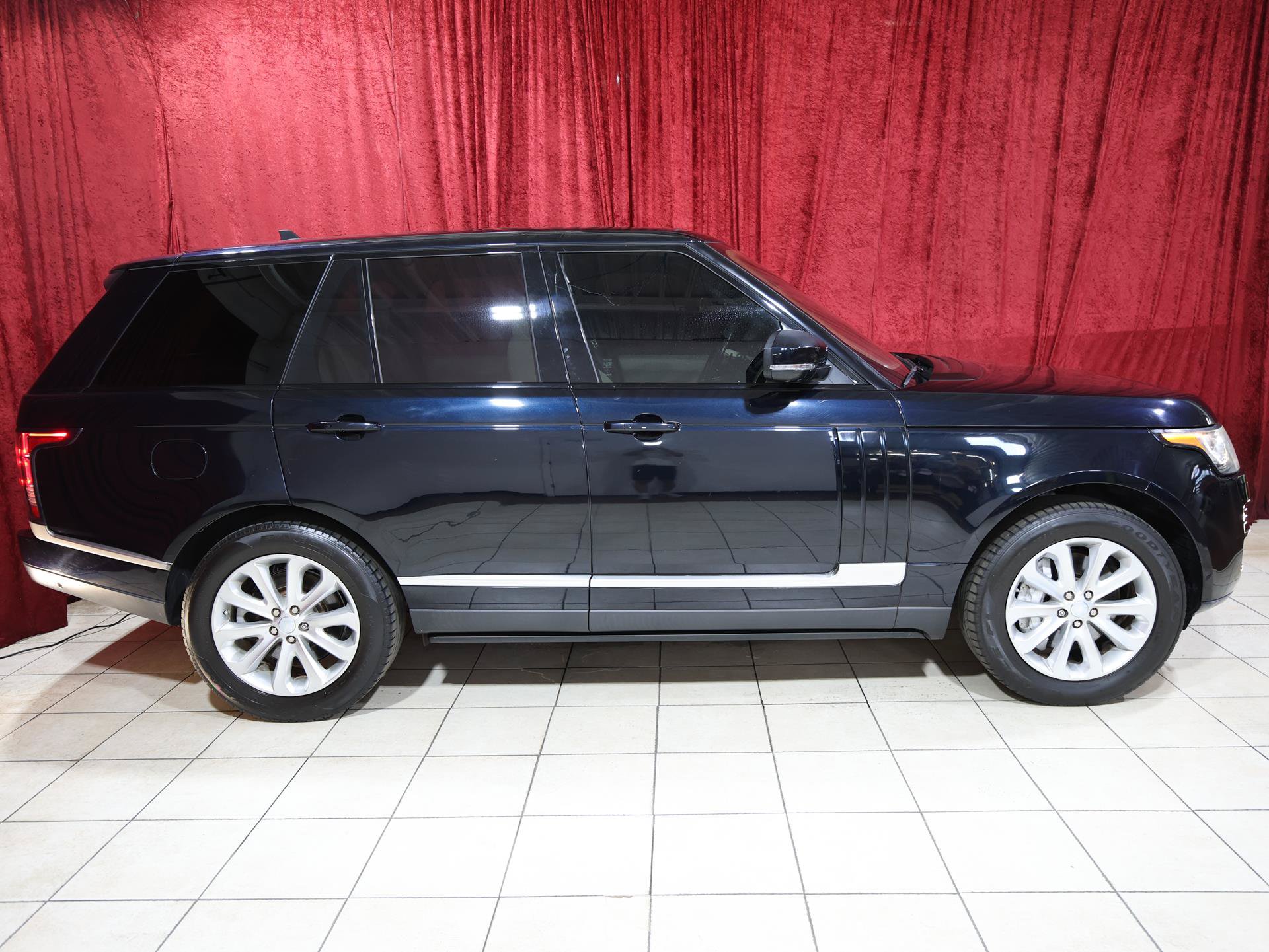 Used 2016 Land Rover Range Rover HSE AWD/4WD image 8