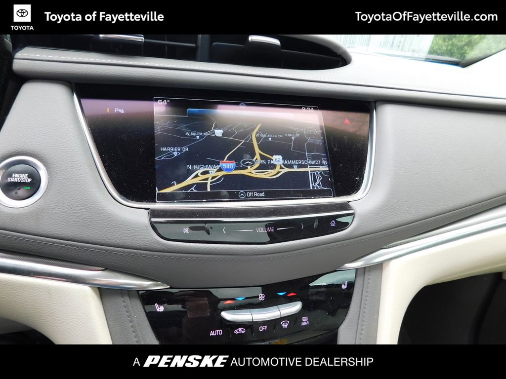 Used 2017 Cadillac XT5 Luxury w/ Driver Awareness Package image 10