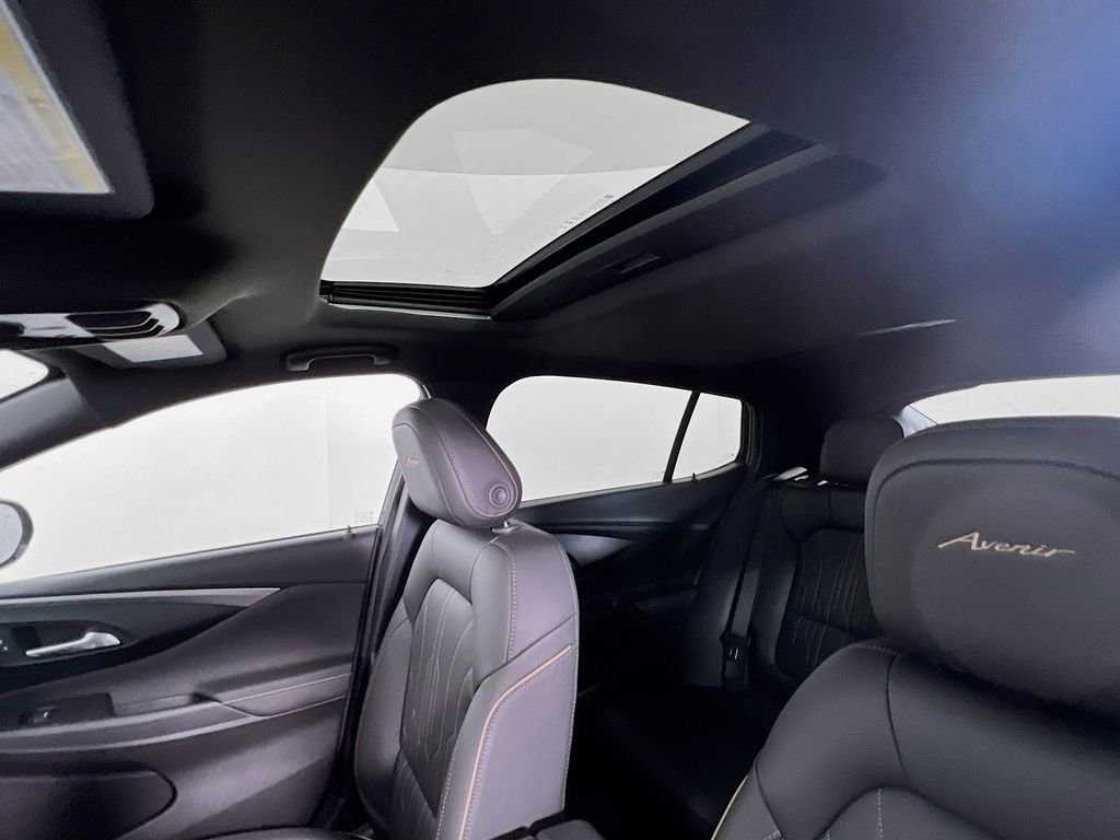 New 2025 Buick Envista Avenir image 20