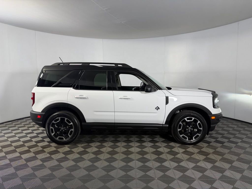 Used 2023 Ford Bronco Sport Outer Banks w/ Tech Package AWD/4WD image 5