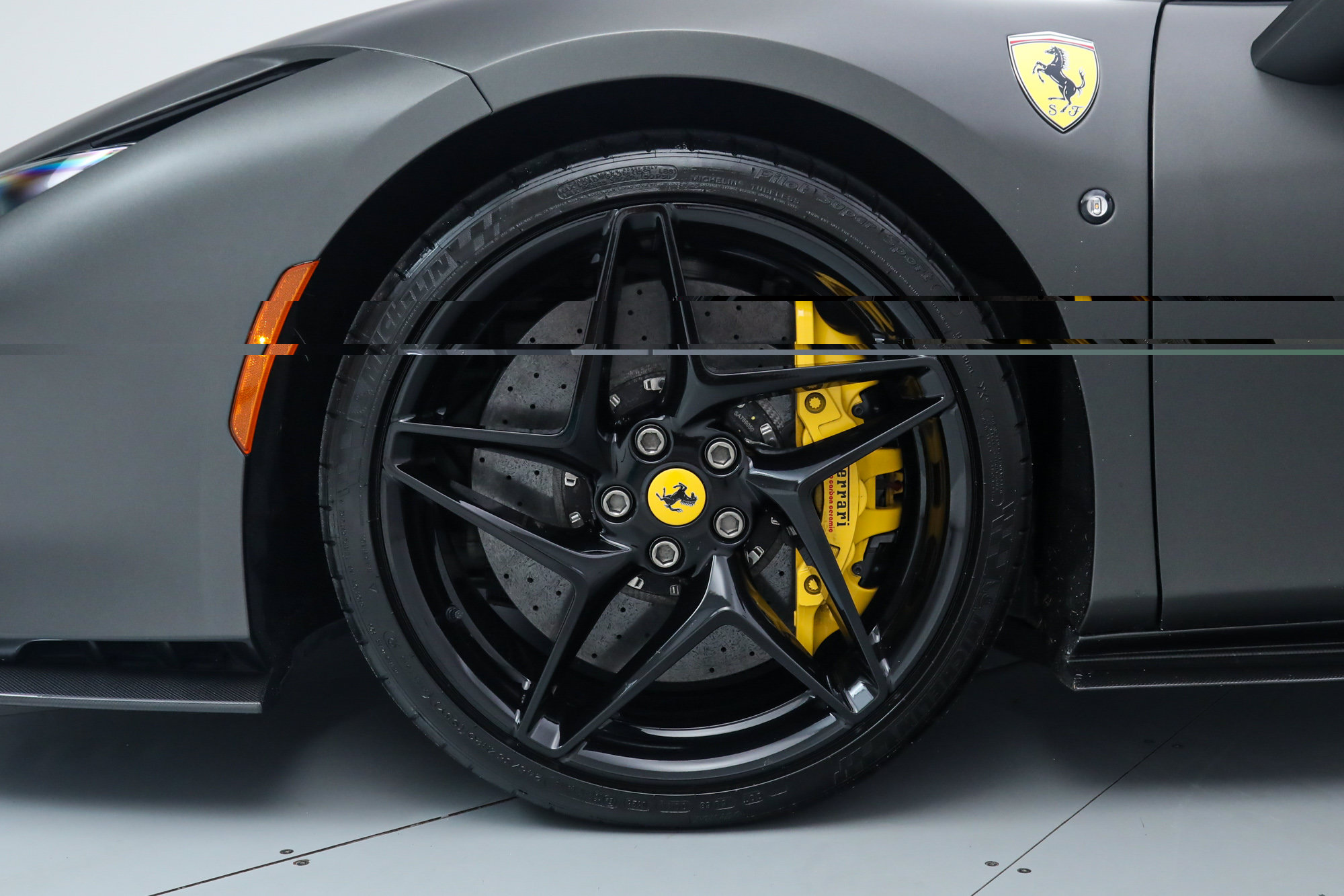 Certified 2023 Ferrari F8 Tributo RWD image 39