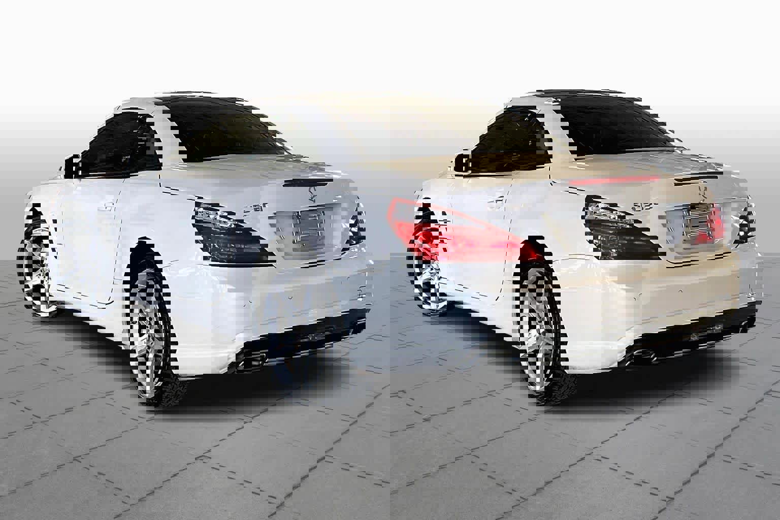 Used 2016 Mercedes-Benz SL 550 image 10