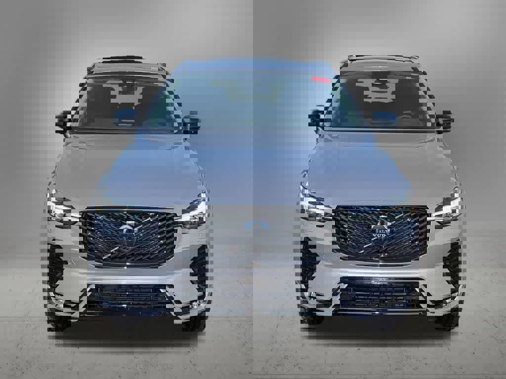 New 2026 Volvo XC60 B5 Plus w/ Protection Package Premier image 9