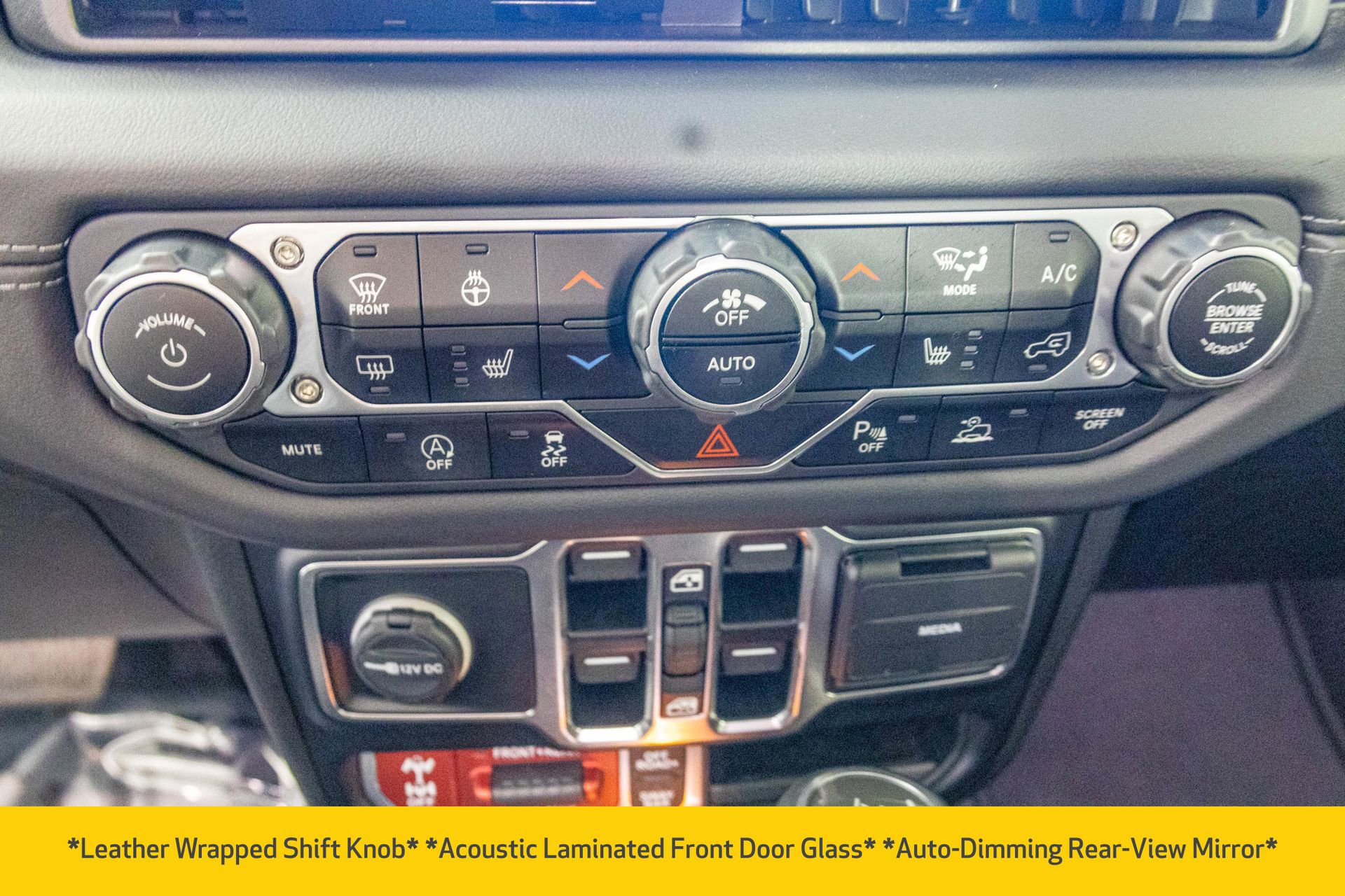 Used 2024 Jeep Wrangler Unlimited Rubicon image 30