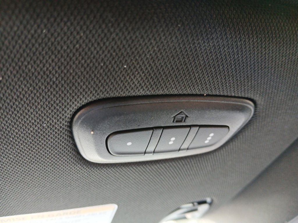 Used 2024 Jeep Wagoneer L Base image 49