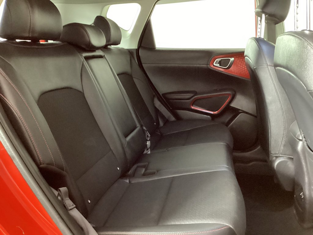 Used 2024 Kia Soul GT-Line w/ GT-Line Technology Package FWD image 25