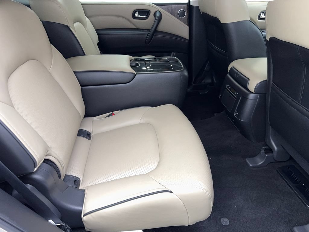 Used 2024 INFINITI QX80 Premium Select w/ Cargo Package AWD/4WD image 44