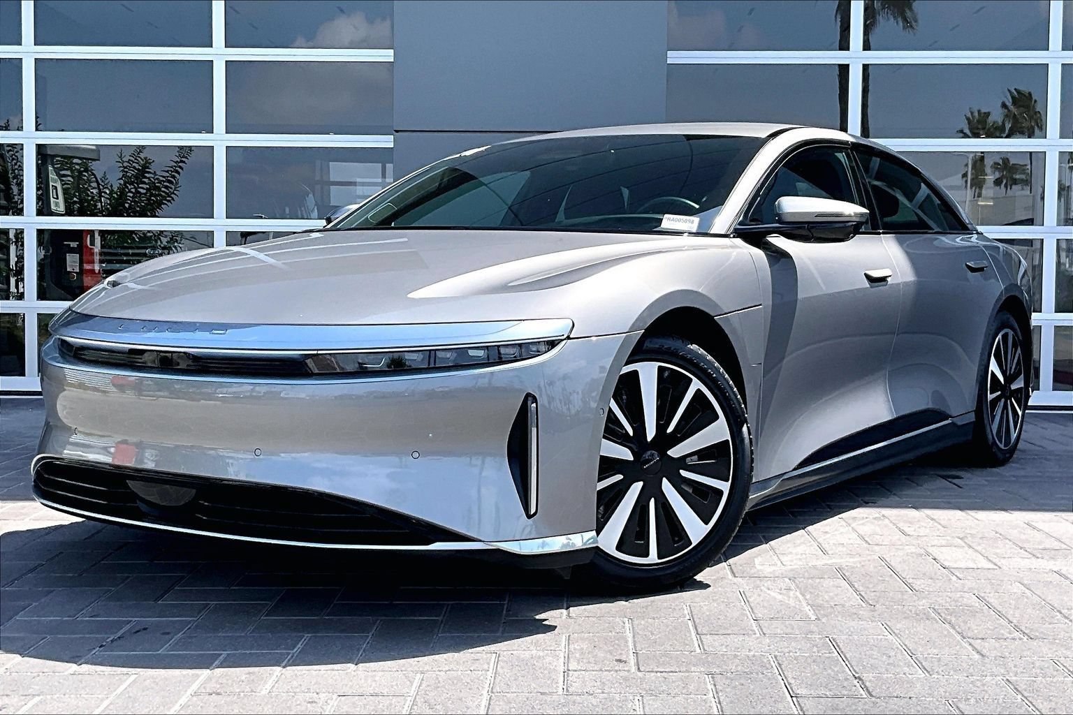 Used 2024 Lucid Air Touring AWD/4WD image 1