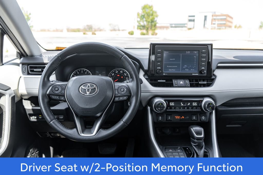 Used 2021 Toyota RAV4 XLE Premium AWD/4WD image 16