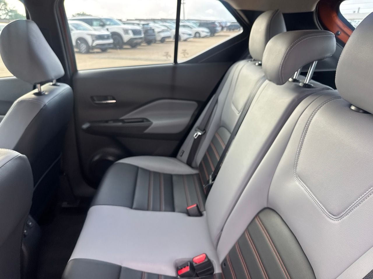 Used 2023 Nissan Kicks SR w/ SR Premium Package FWD image 33